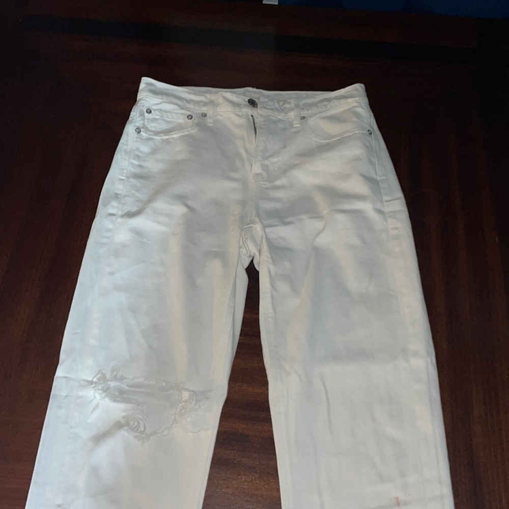 90’s style jeans